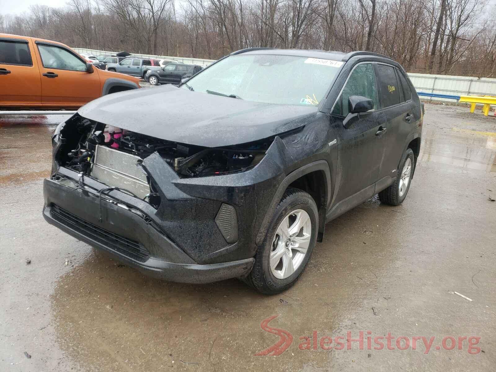 2T3MWRFV6KW028018 2019 TOYOTA RAV4