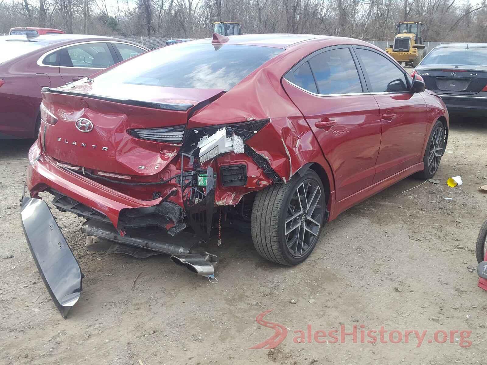 KMHD04LB2KU813403 2019 HYUNDAI ELANTRA