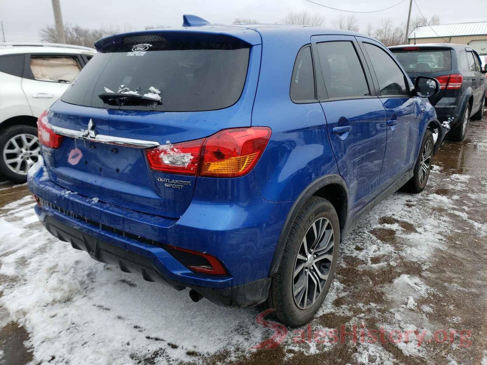 JA4AP3AU0JU022698 2018 MITSUBISHI OUTLANDER