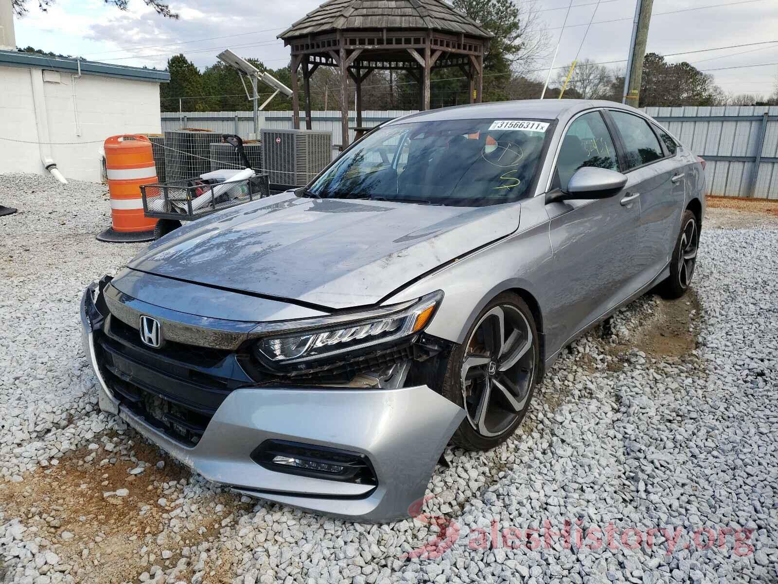 1HGCV1F32JA209971 2018 HONDA ACCORD