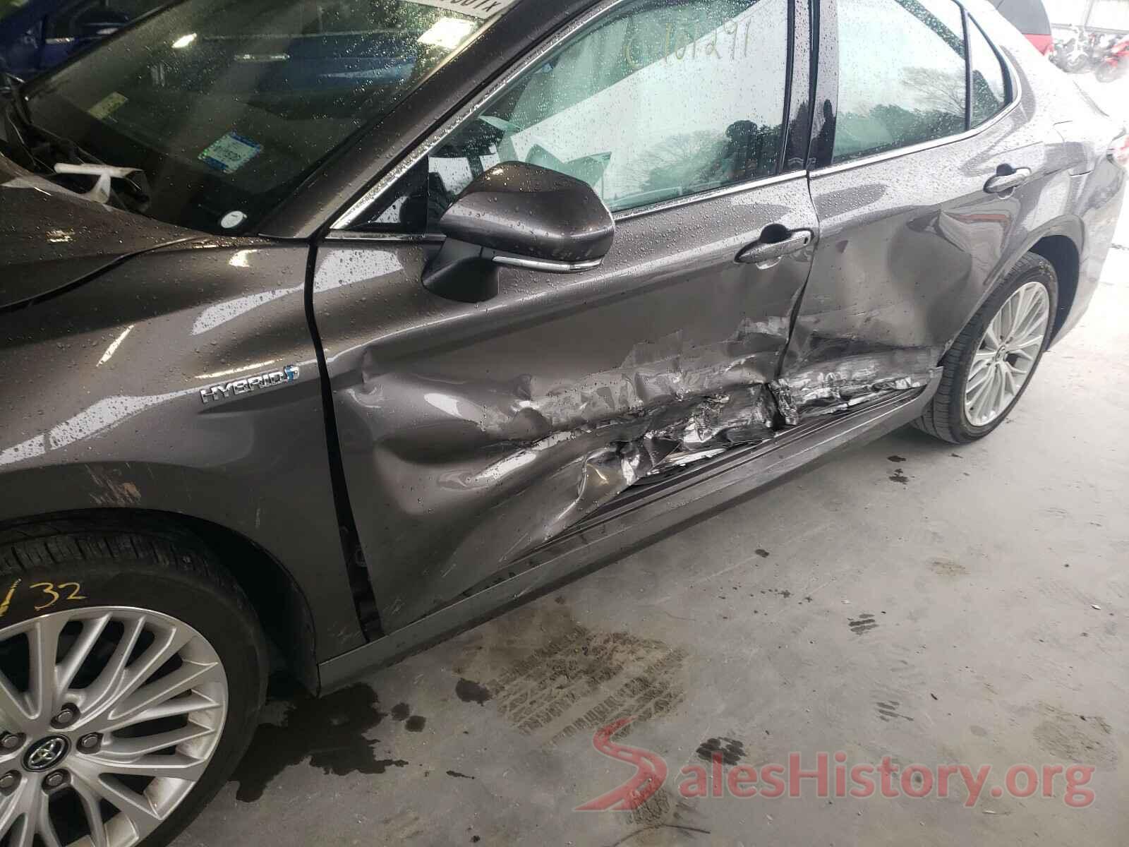 4T1B21HK4JU502837 2018 TOYOTA CAMRY