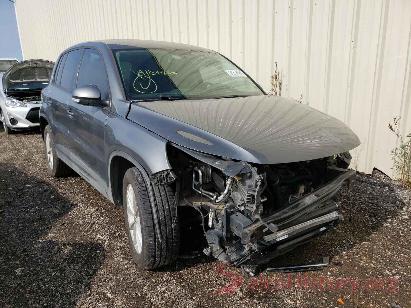 WVGAV7AX1HK047060 2017 VOLKSWAGEN TIGUAN