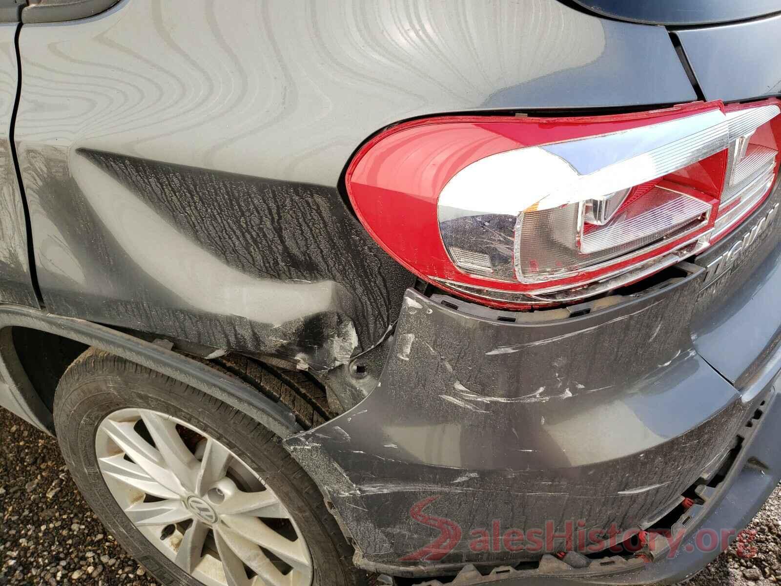 WVGAV7AX1HK047060 2017 VOLKSWAGEN TIGUAN