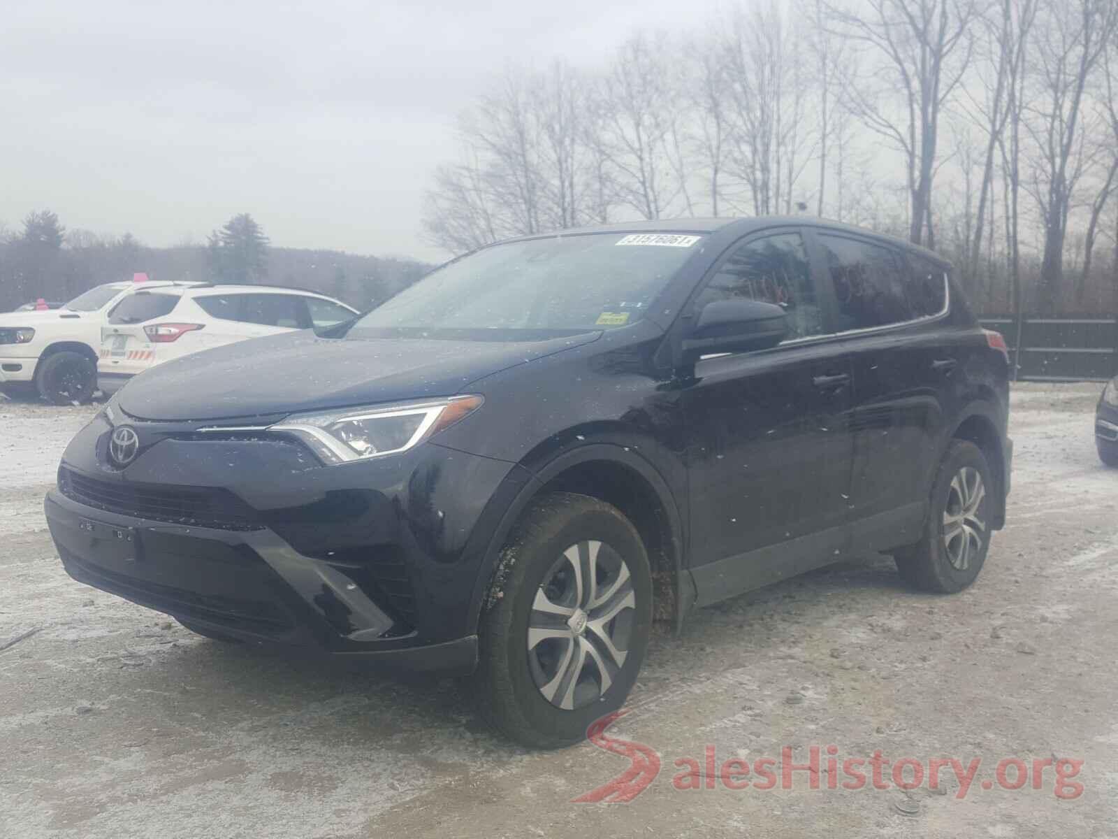 2T3BFREV0JW784726 2018 TOYOTA RAV4