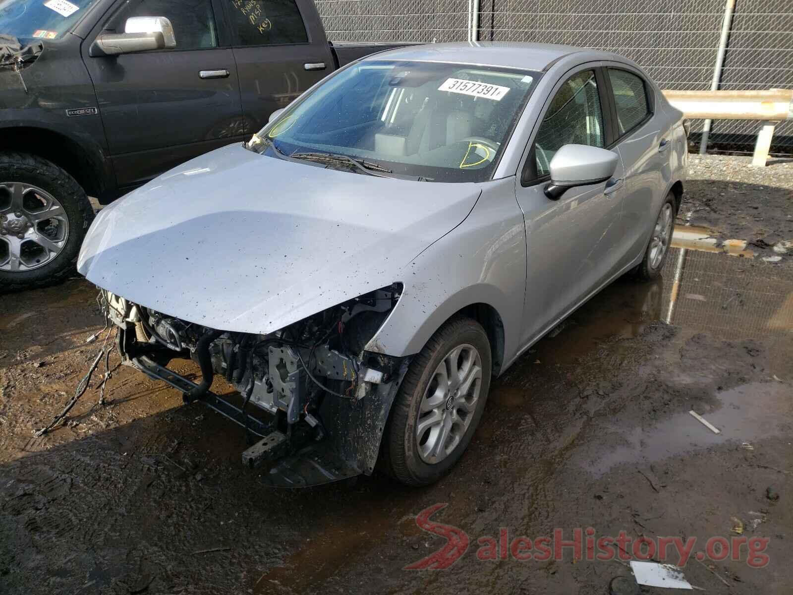 3MYDLBYVXJY325347 2018 TOYOTA YARIS