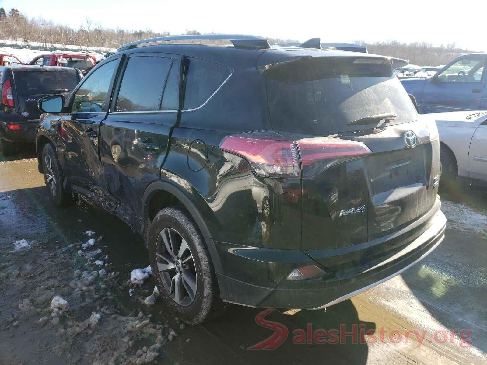 2T3RFREV1JW744637 2018 TOYOTA RAV4