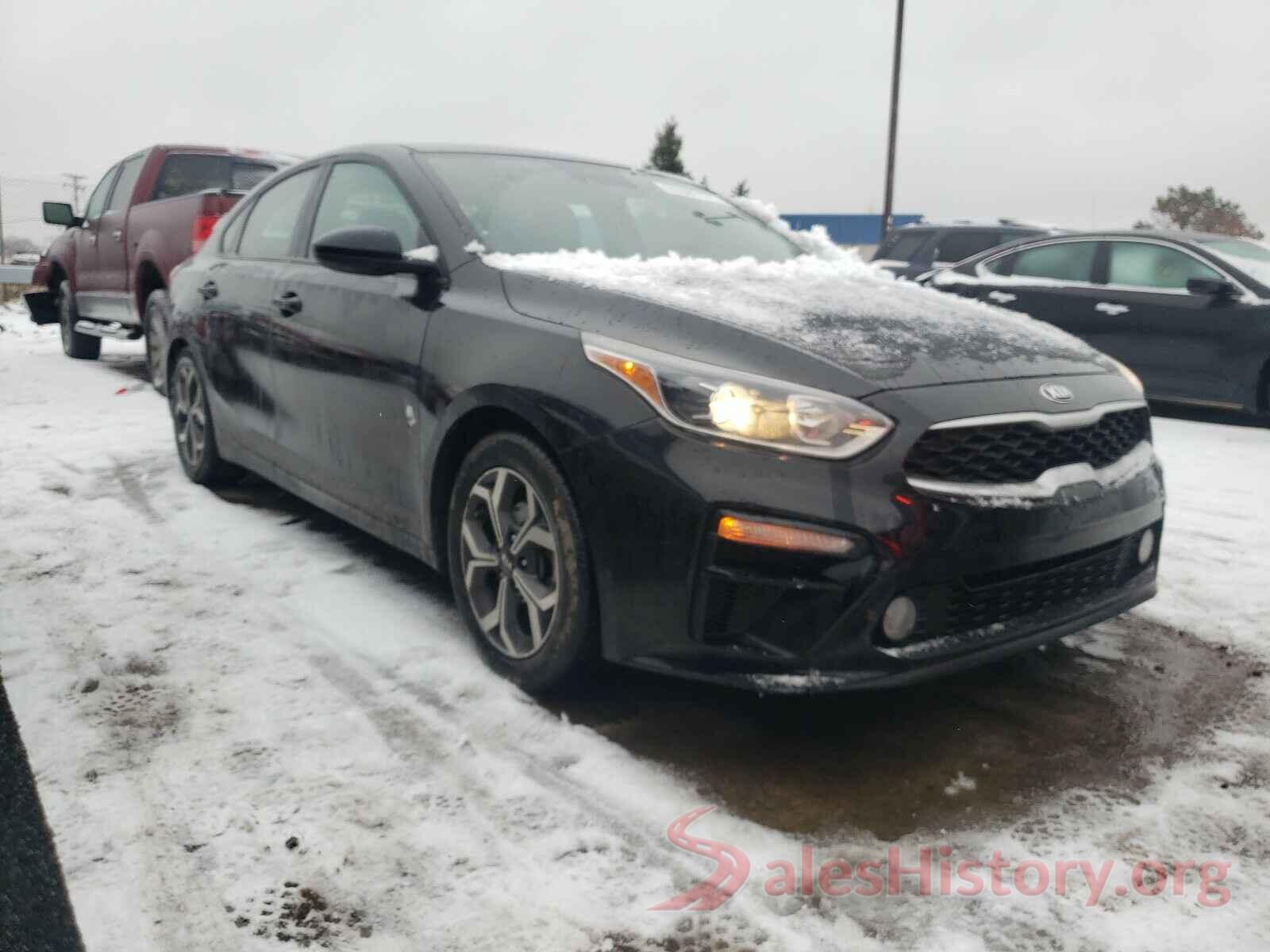 3KPF24AD1KE061350 2019 KIA FORTE