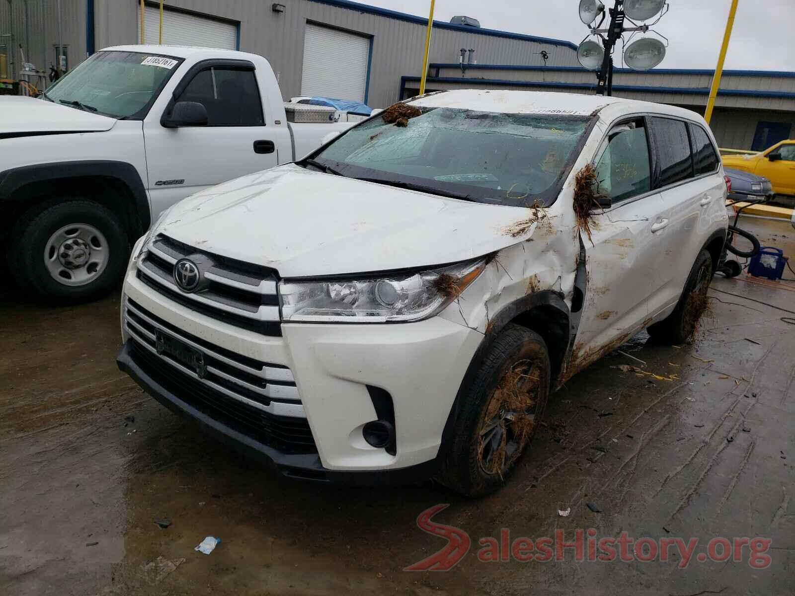 5TDZARFH4HS024705 2017 TOYOTA HIGHLANDER