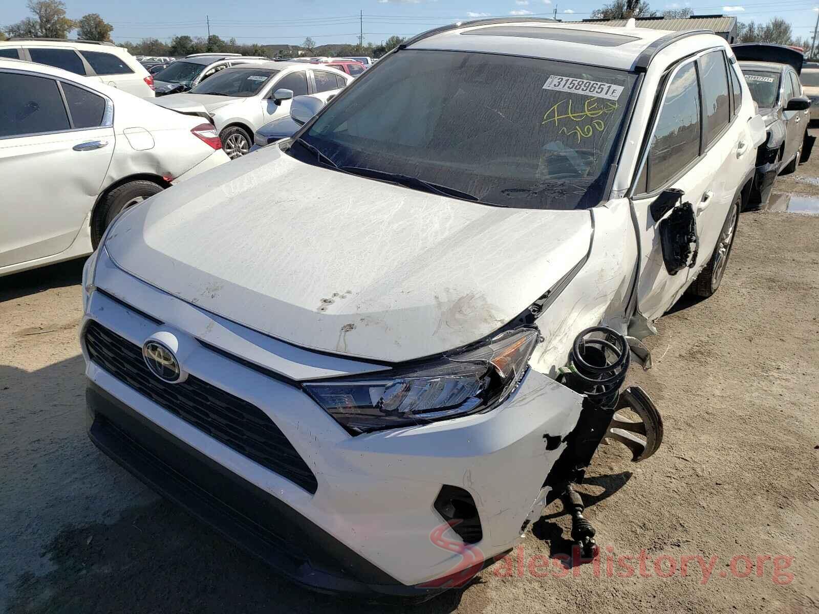 2T3C1RFV4KW047581 2019 TOYOTA RAV4