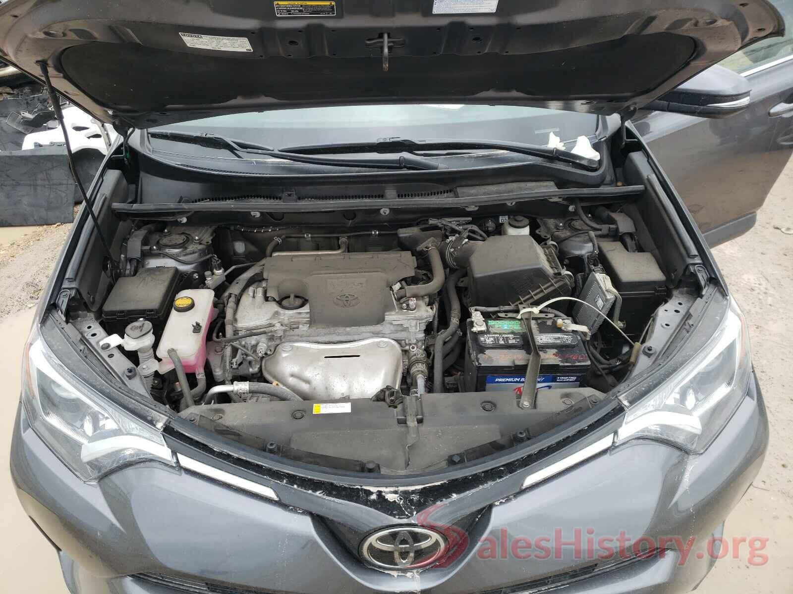 2T3RFREV0JW816170 2018 TOYOTA RAV4