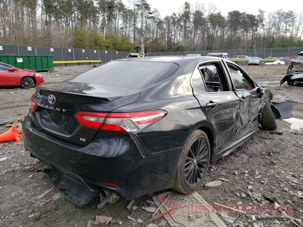 4T1B11HK7JU550402 2018 TOYOTA CAMRY