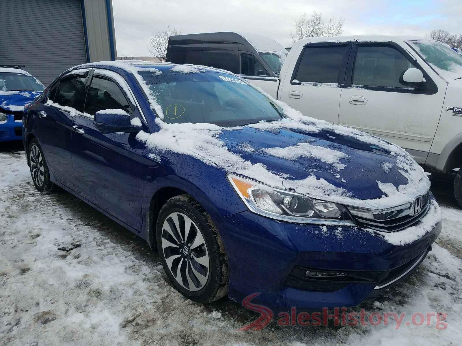 JHMCR6F52HC018422 2017 HONDA ACCORD