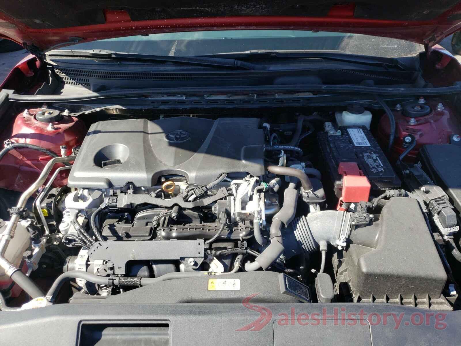 4T1B61HK8JU569123 2018 TOYOTA CAMRY