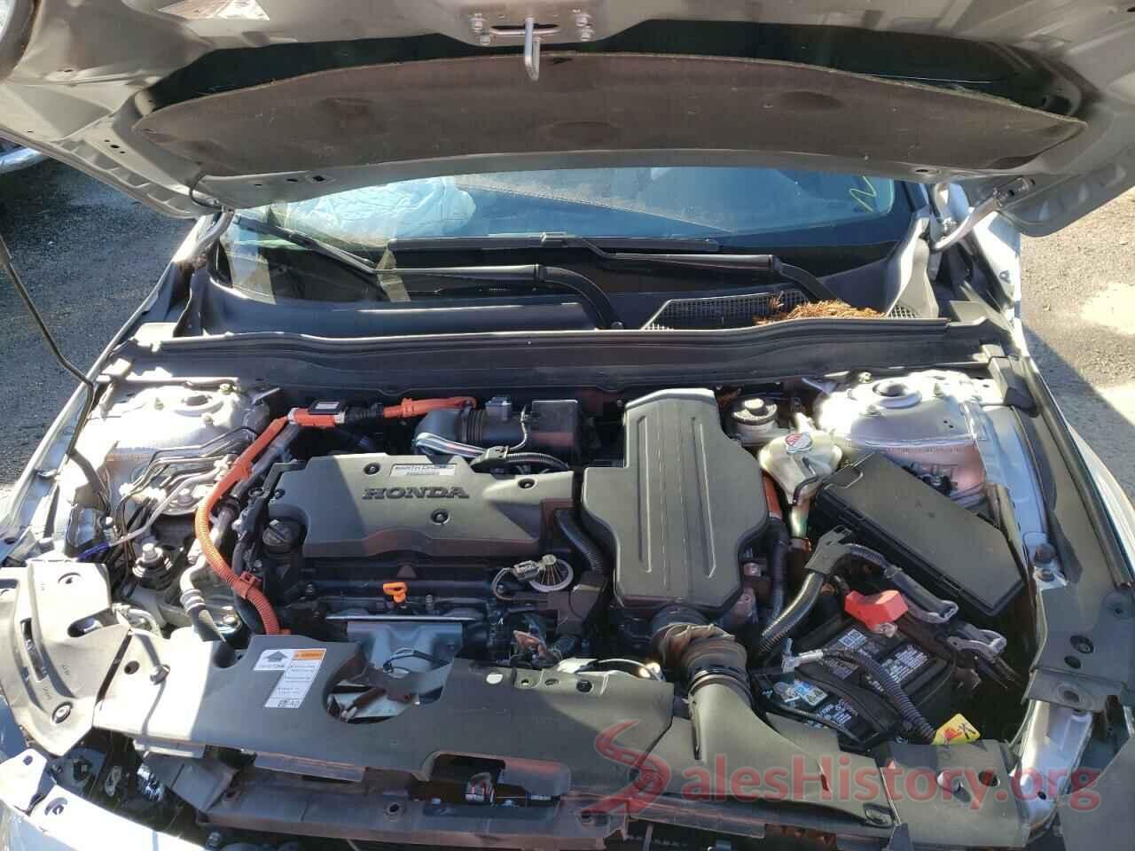 1HGCV3F52JA007905 2018 HONDA ACCORD