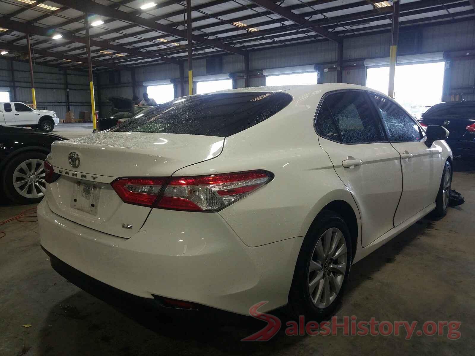 JTNB11HK8J3068303 2018 TOYOTA CAMRY