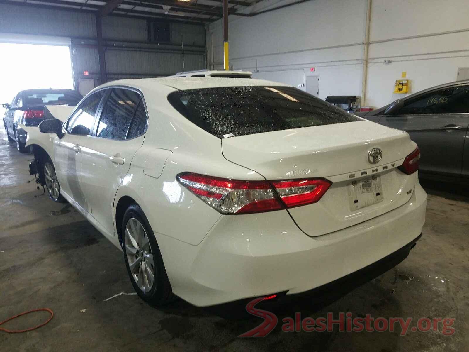 JTNB11HK8J3068303 2018 TOYOTA CAMRY