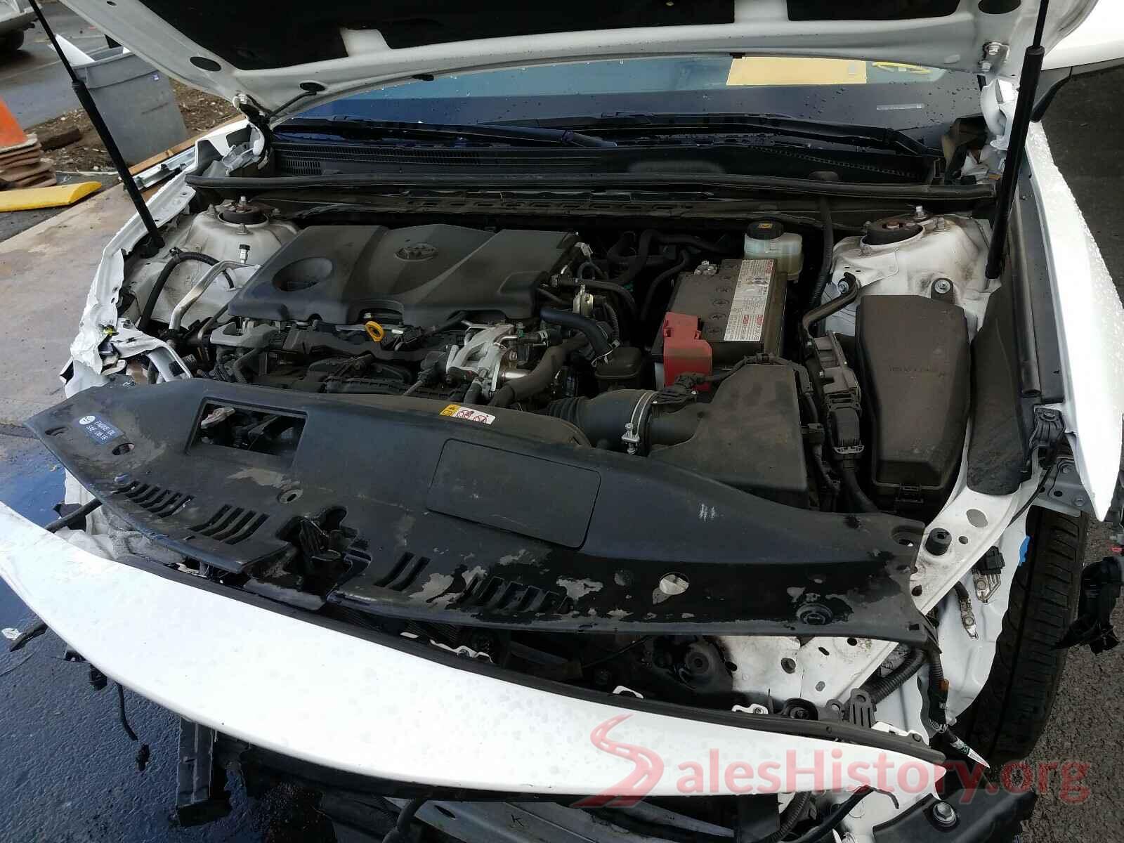 JTNB11HK8J3029890 2018 TOYOTA CAMRY