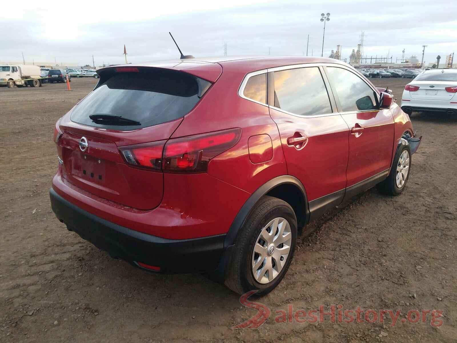 JN1BJ1CP8JW105522 2018 NISSAN ROGUE