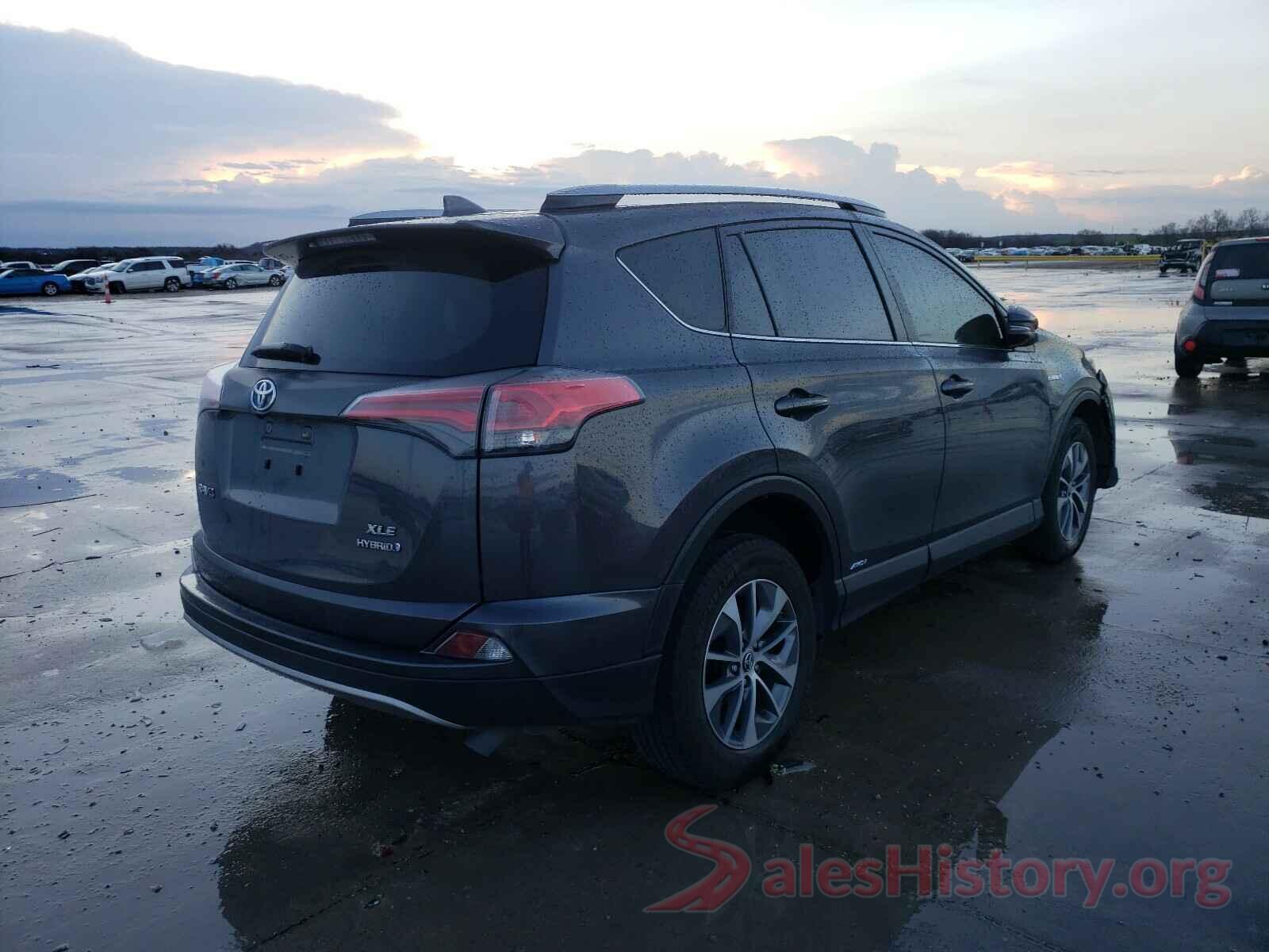 JTMRJREV2JD182484 2018 TOYOTA RAV4