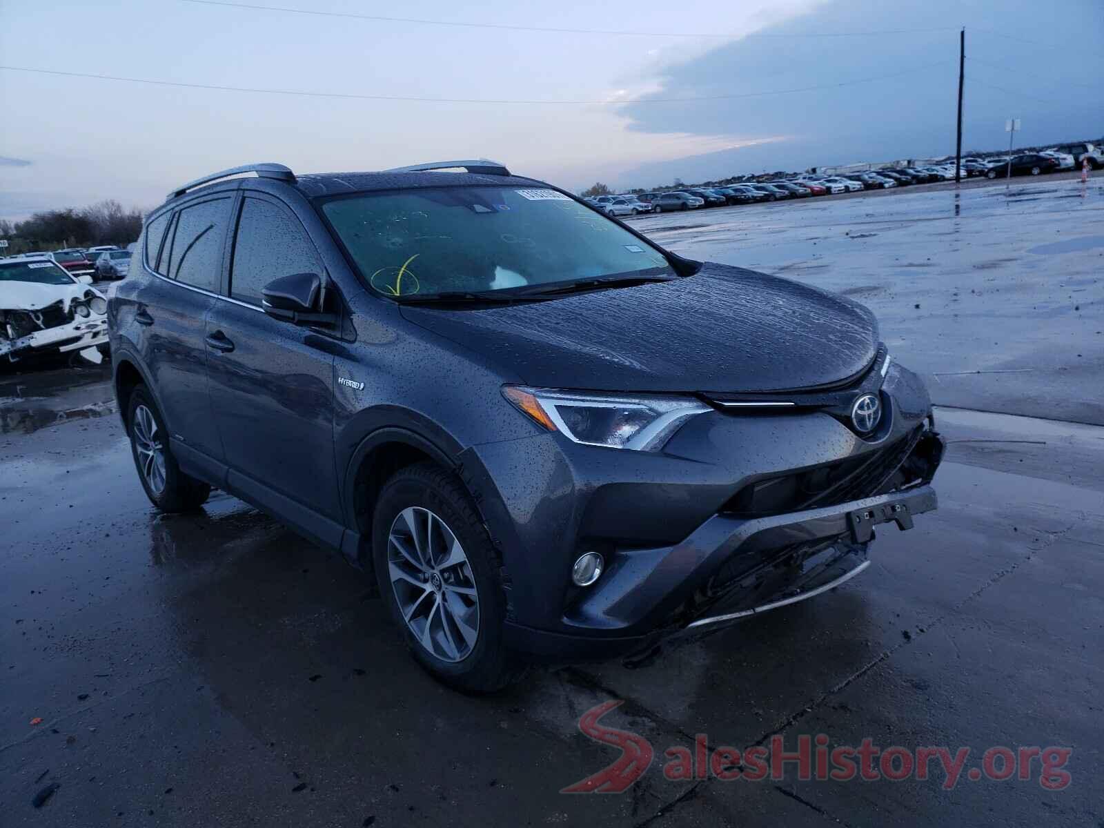 JTMRJREV2JD182484 2018 TOYOTA RAV4