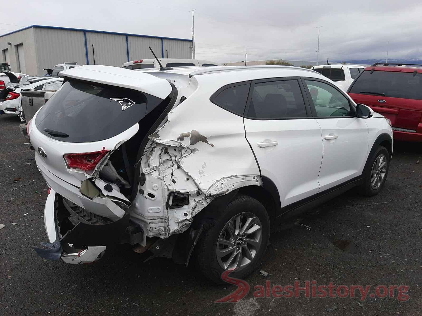 KM8J33A47GU134324 2016 HYUNDAI TUCSON