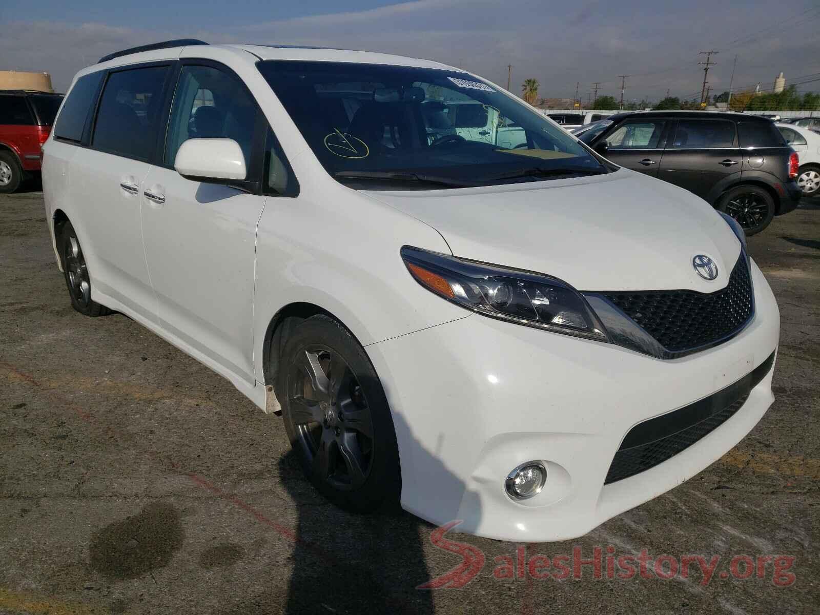 5TDXZ3DC1HS829890 2017 TOYOTA SIENNA