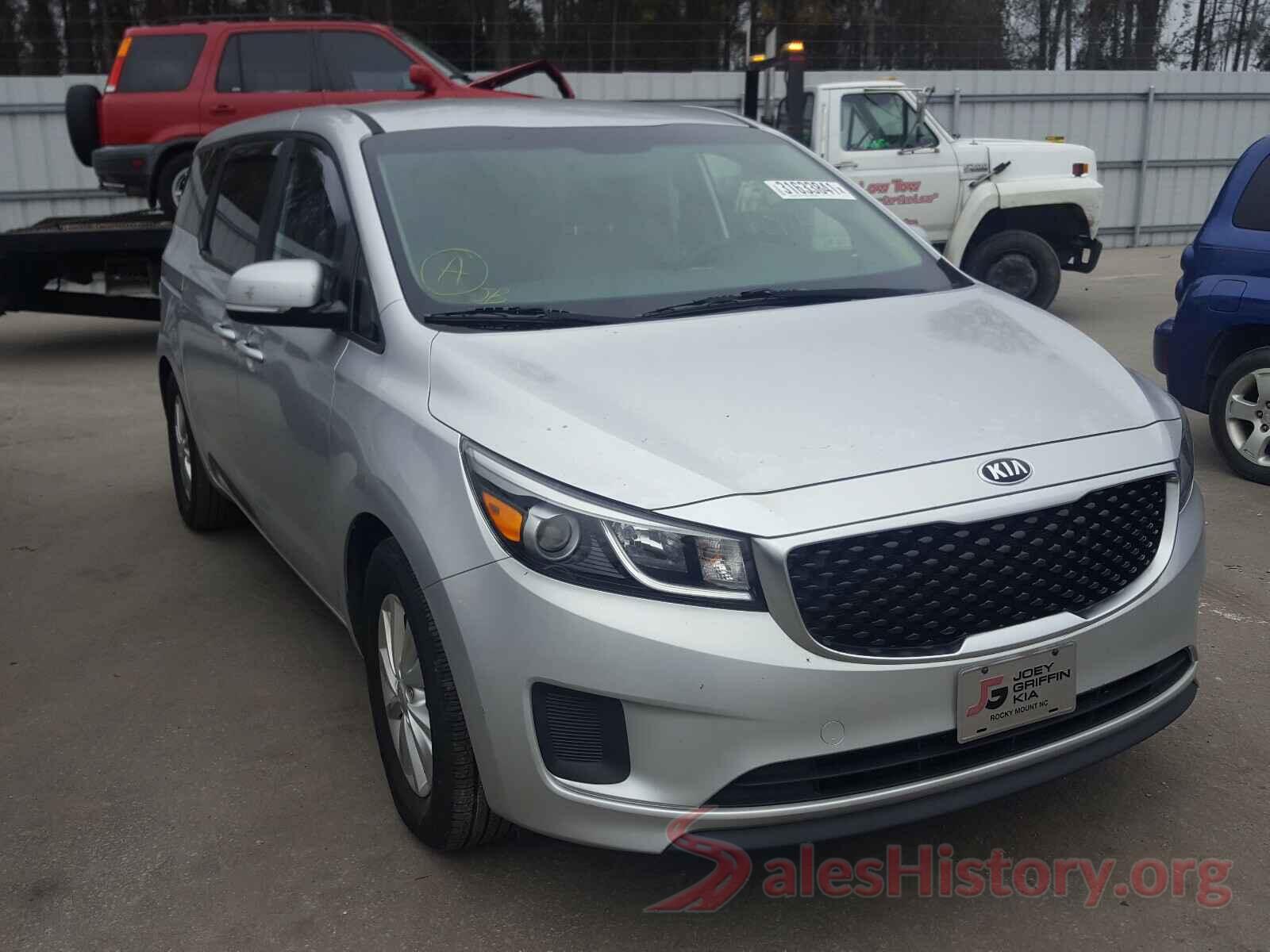 KNDMB5C10H6227274 2017 KIA SEDONA