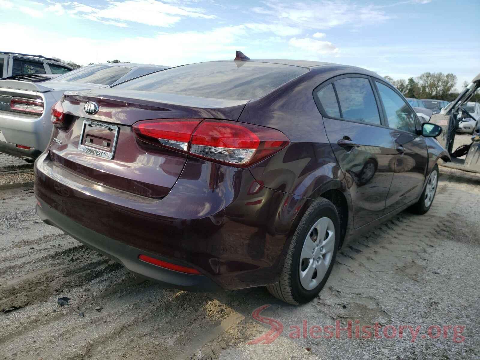 3KPFK4A72HE149018 2017 KIA FORTE