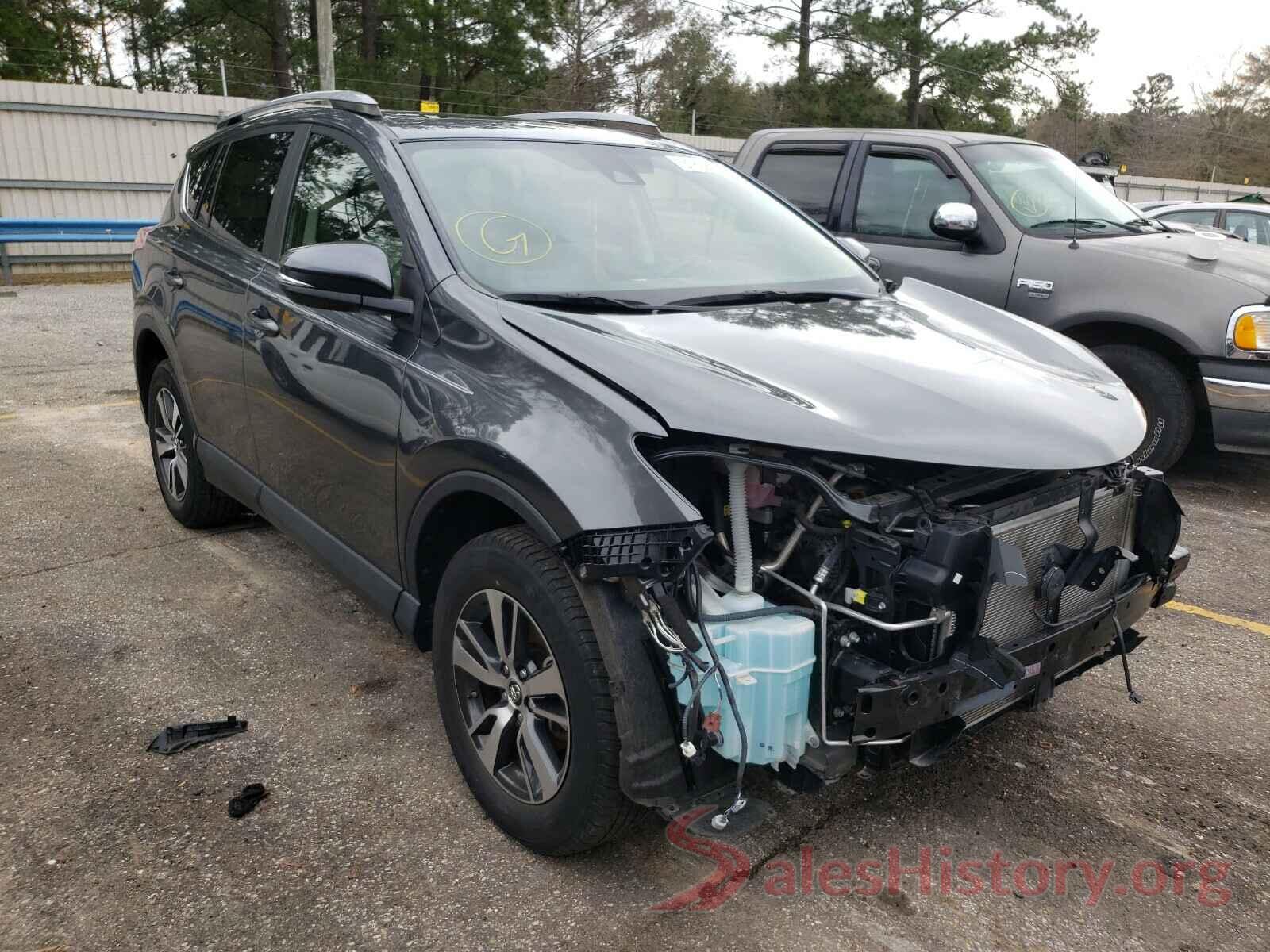 JTMWFREV9HD097415 2017 TOYOTA RAV4