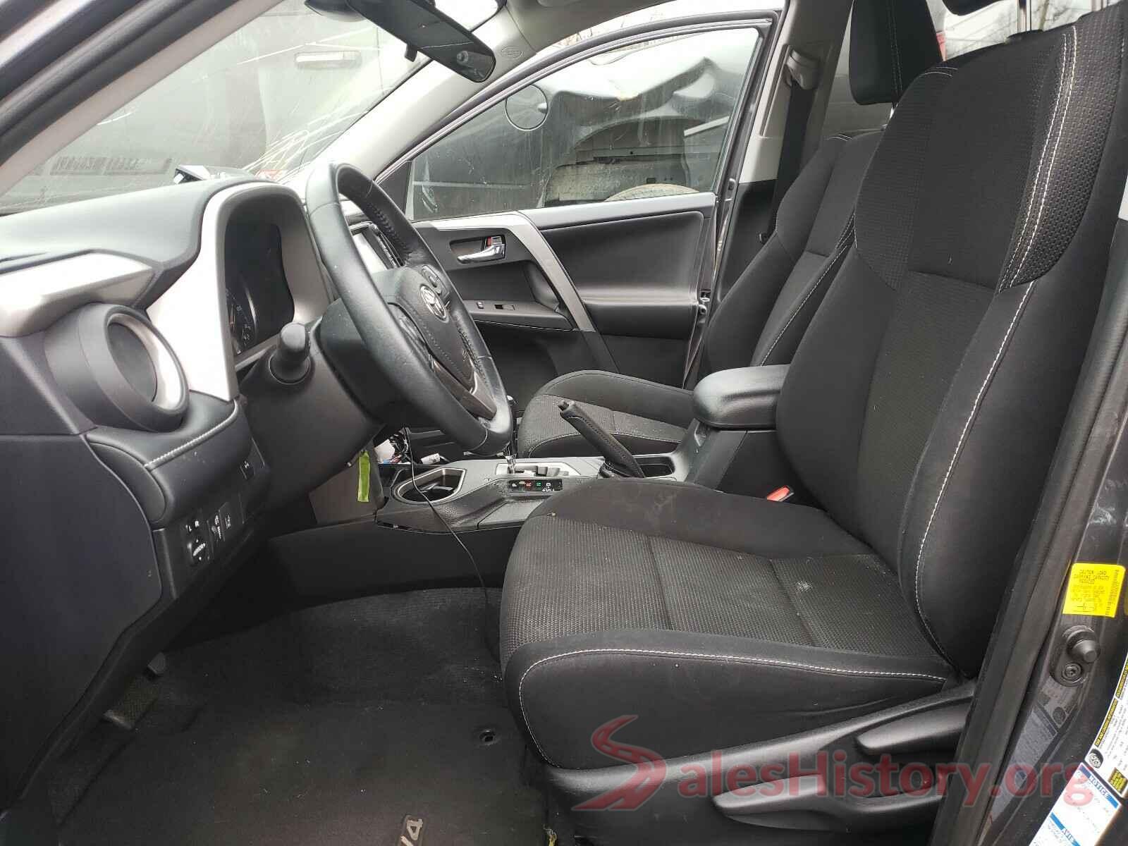 2T3RFREV6HW575757 2017 TOYOTA RAV4