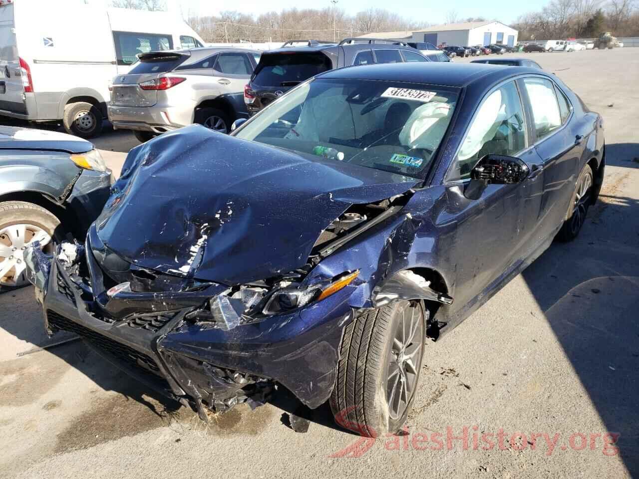 4T1G11AKXMU573452 2021 TOYOTA CAMRY