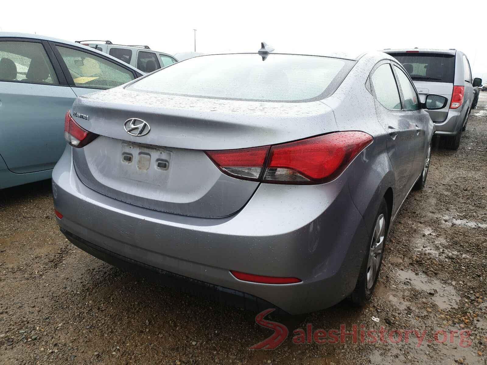 5NPDH4AE8GH715682 2016 HYUNDAI ELANTRA