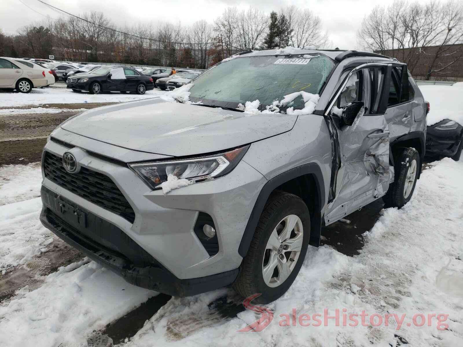 2T3P1RFV3KW018932 2019 TOYOTA RAV4