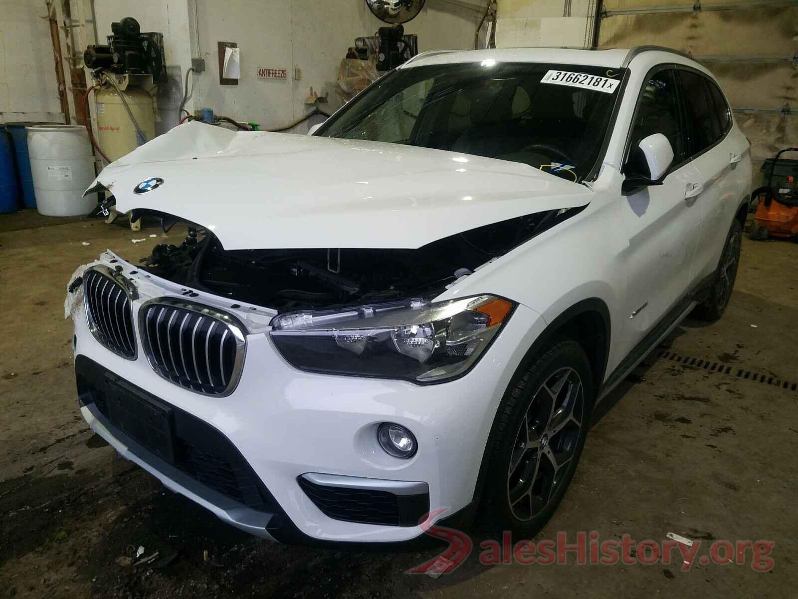 WBXHT3C3XJ5L25358 2018 BMW X1