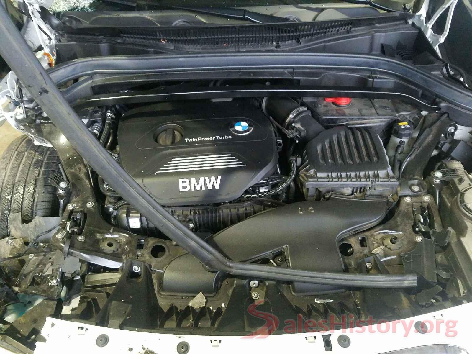 WBXHT3C3XJ5L25358 2018 BMW X1