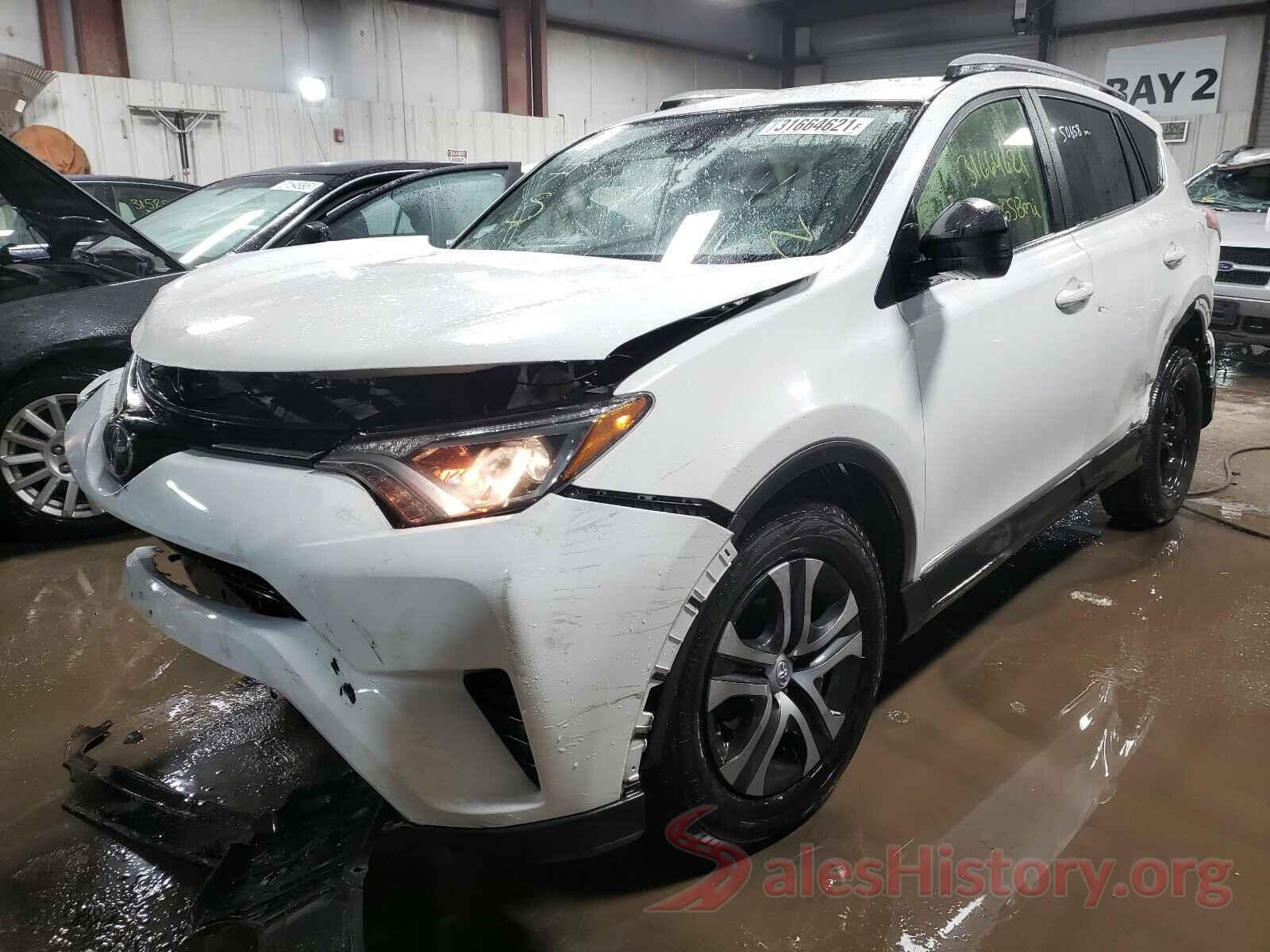 JTMBFREV4JD226102 2018 TOYOTA RAV4