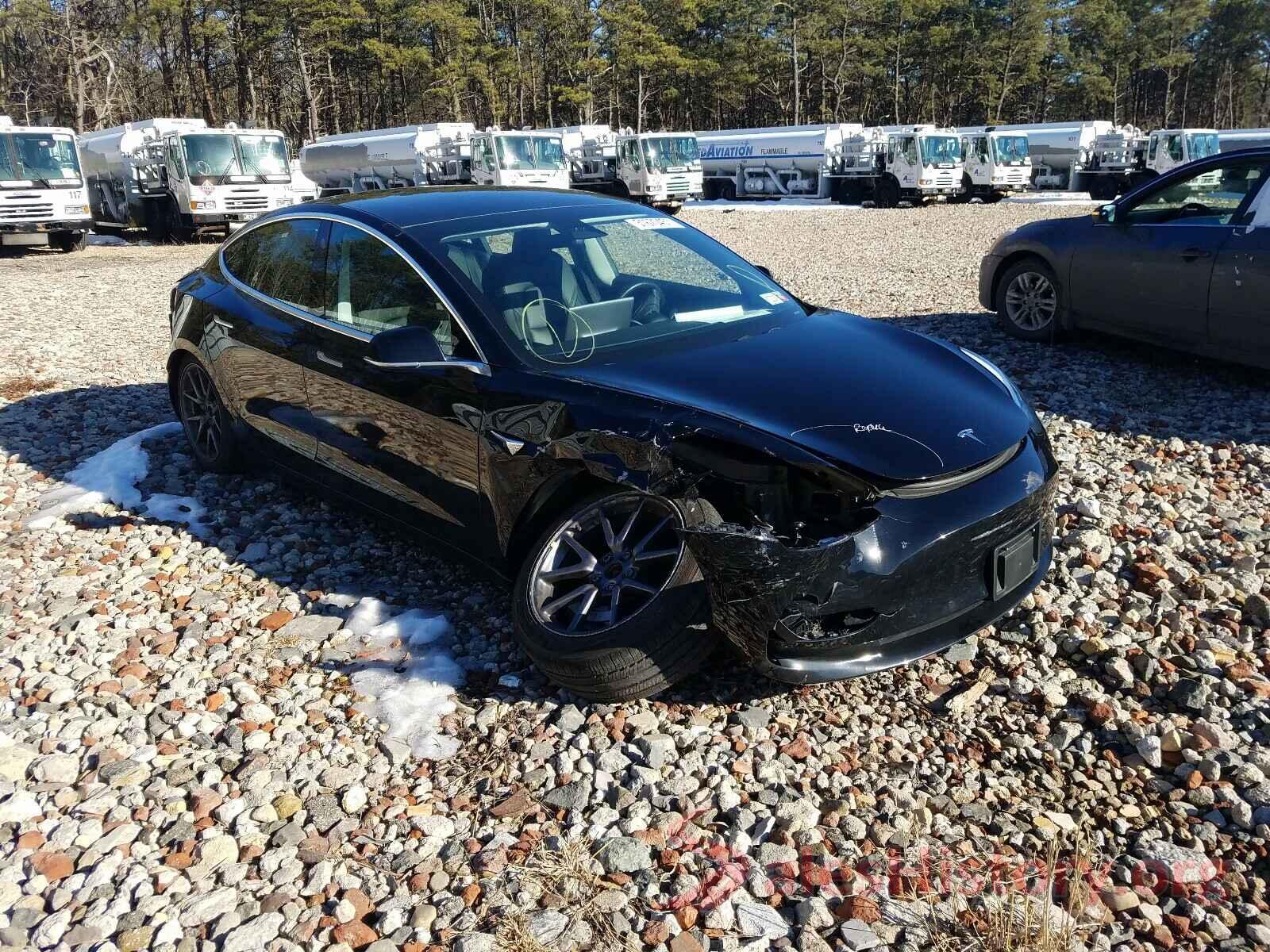 5YJ3E1EB0KF385661 2019 TESLA MODEL 3