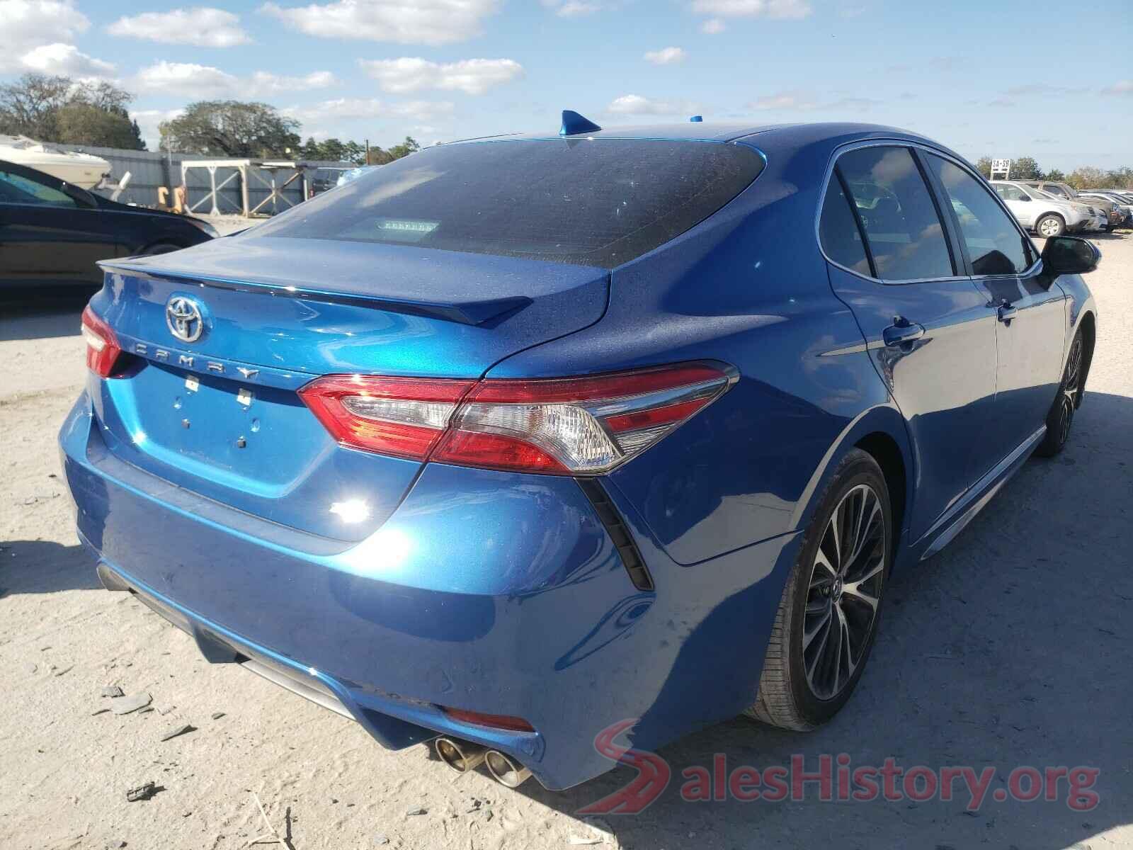 4T1B11HKXJU009716 2018 TOYOTA CAMRY