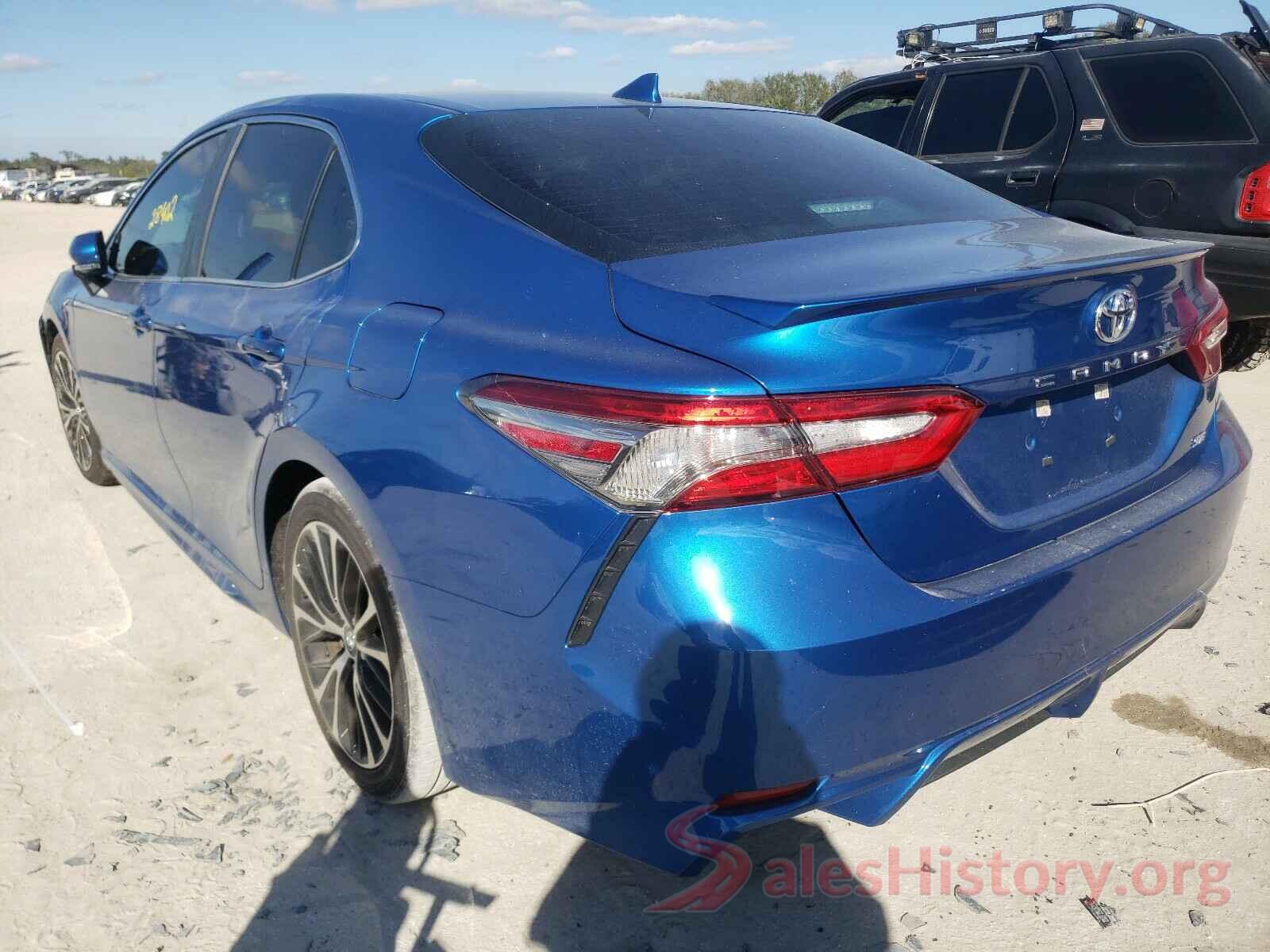 4T1B11HKXJU009716 2018 TOYOTA CAMRY