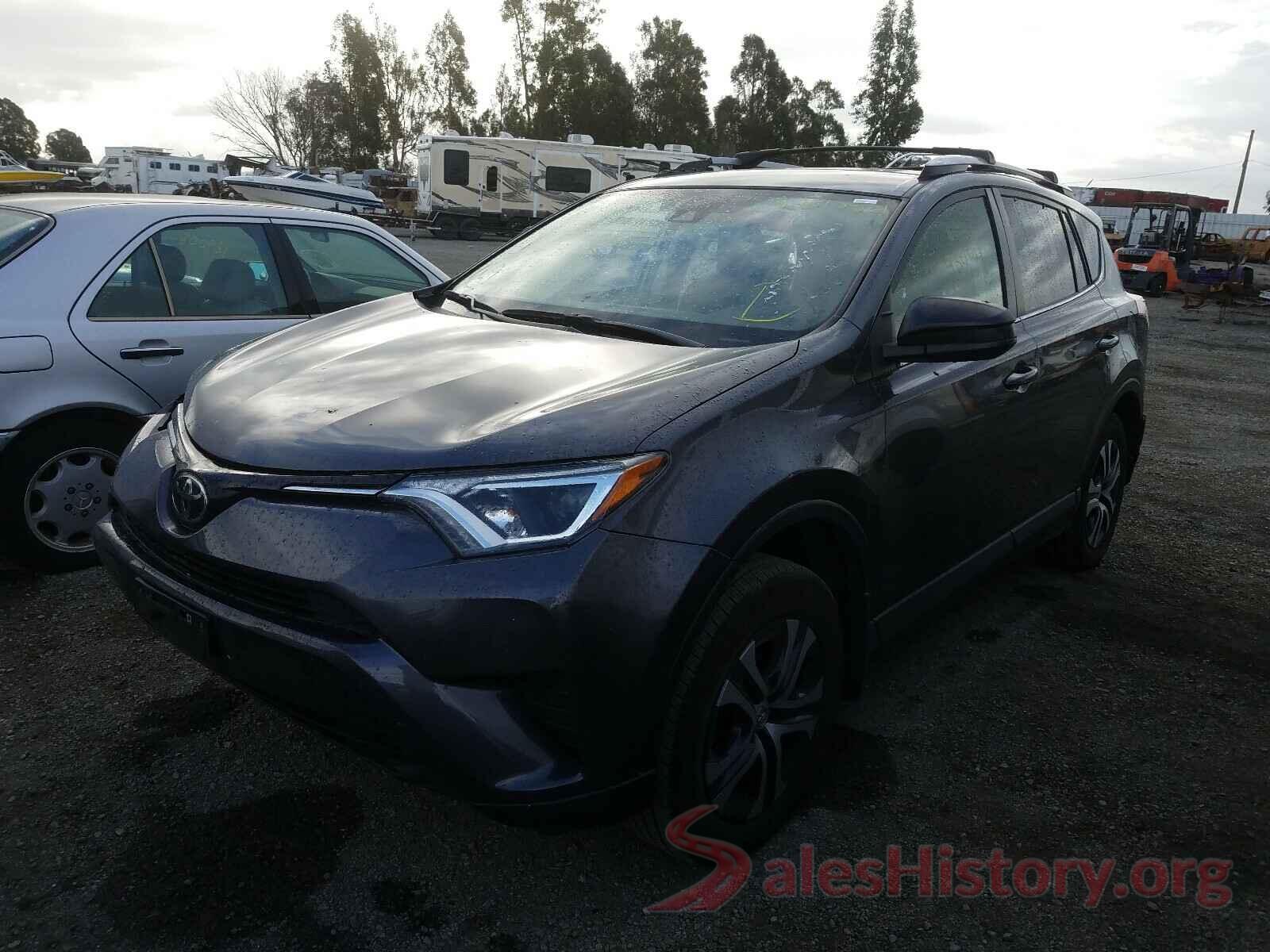 JTMZFREV2HJ104400 2017 TOYOTA RAV4