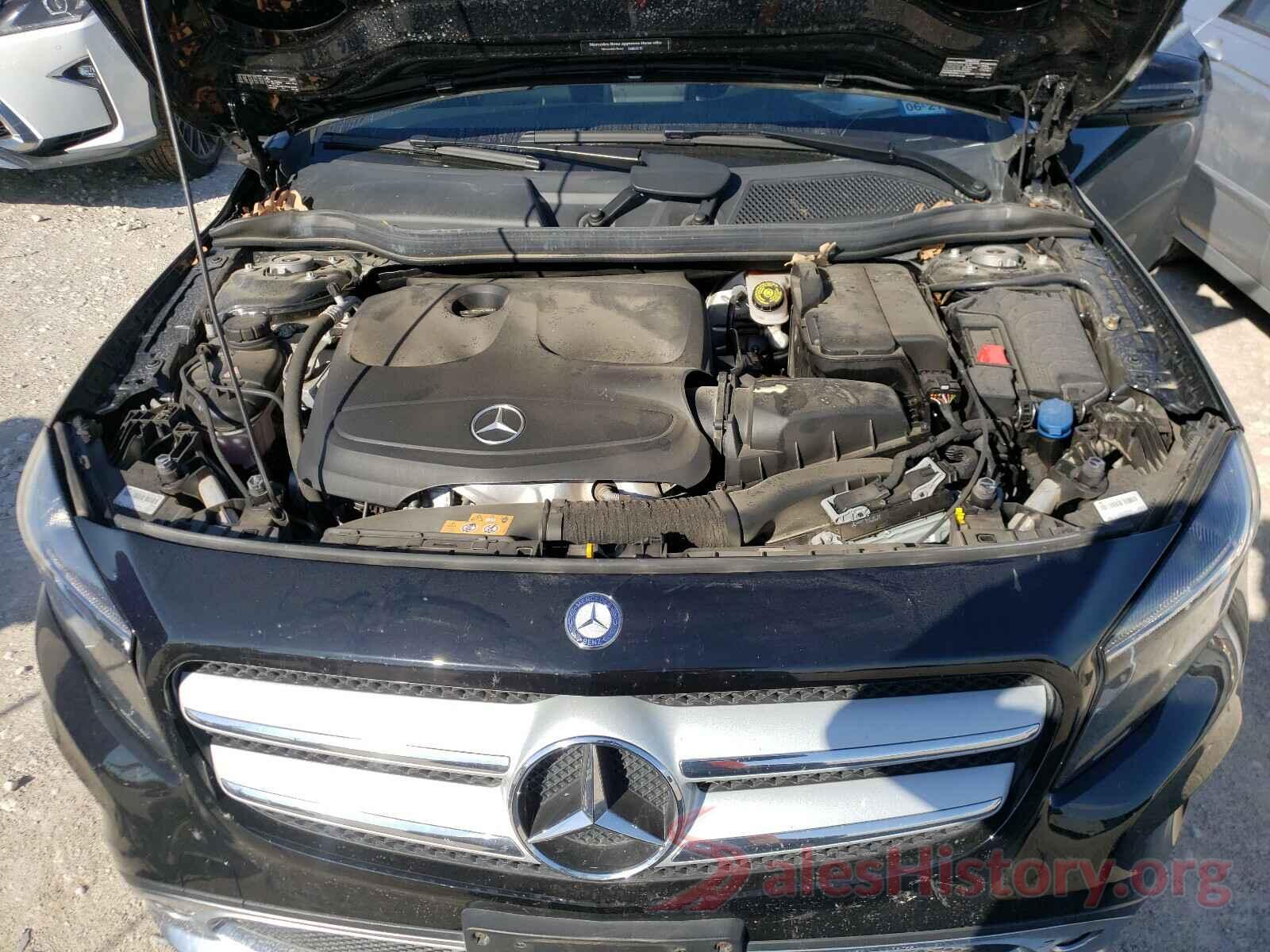 WDCTG4EB2HJ333942 2017 MERCEDES-BENZ GLA-CLASS