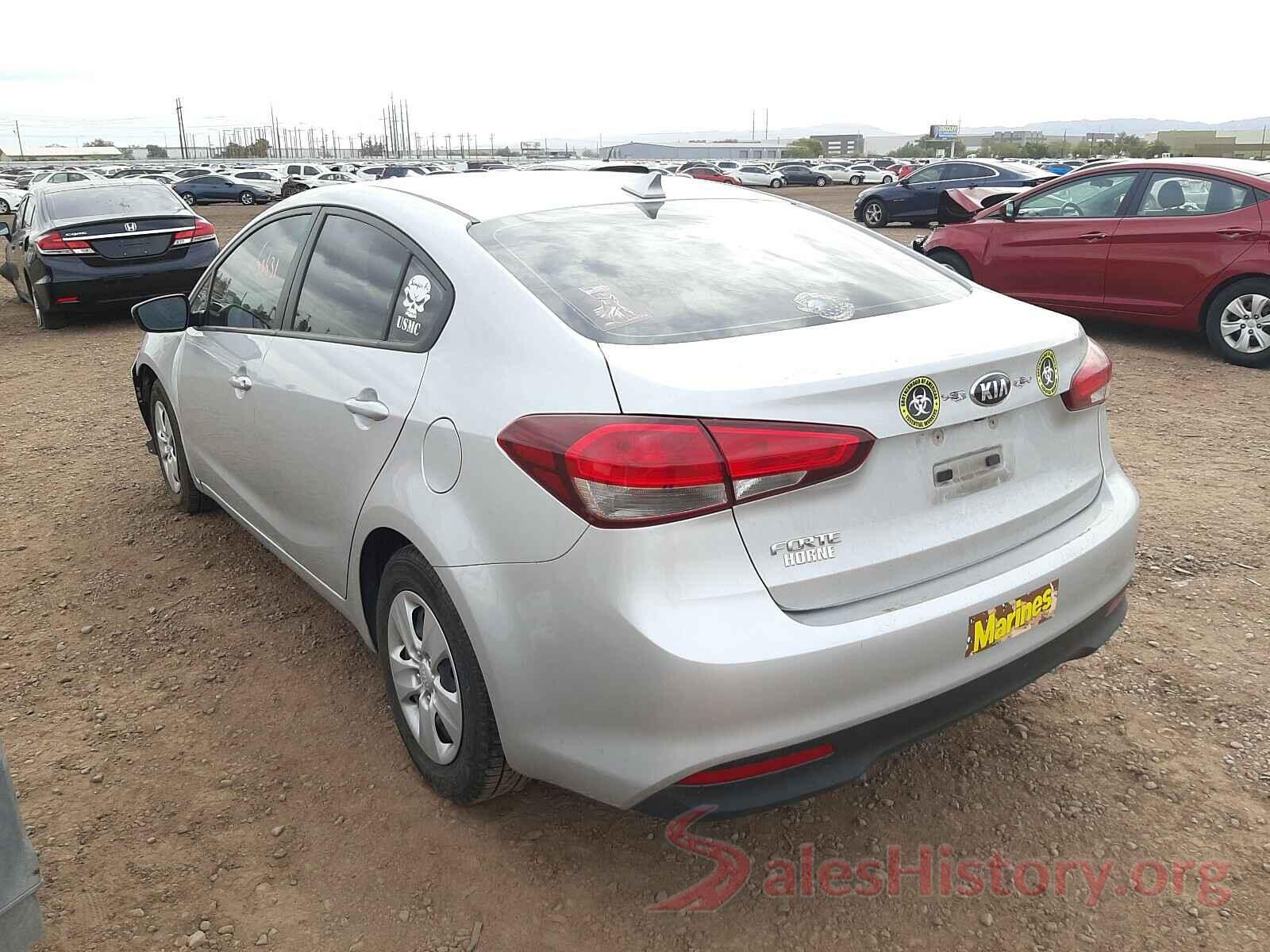 3KPFL4A77JE205361 2018 KIA FORTE