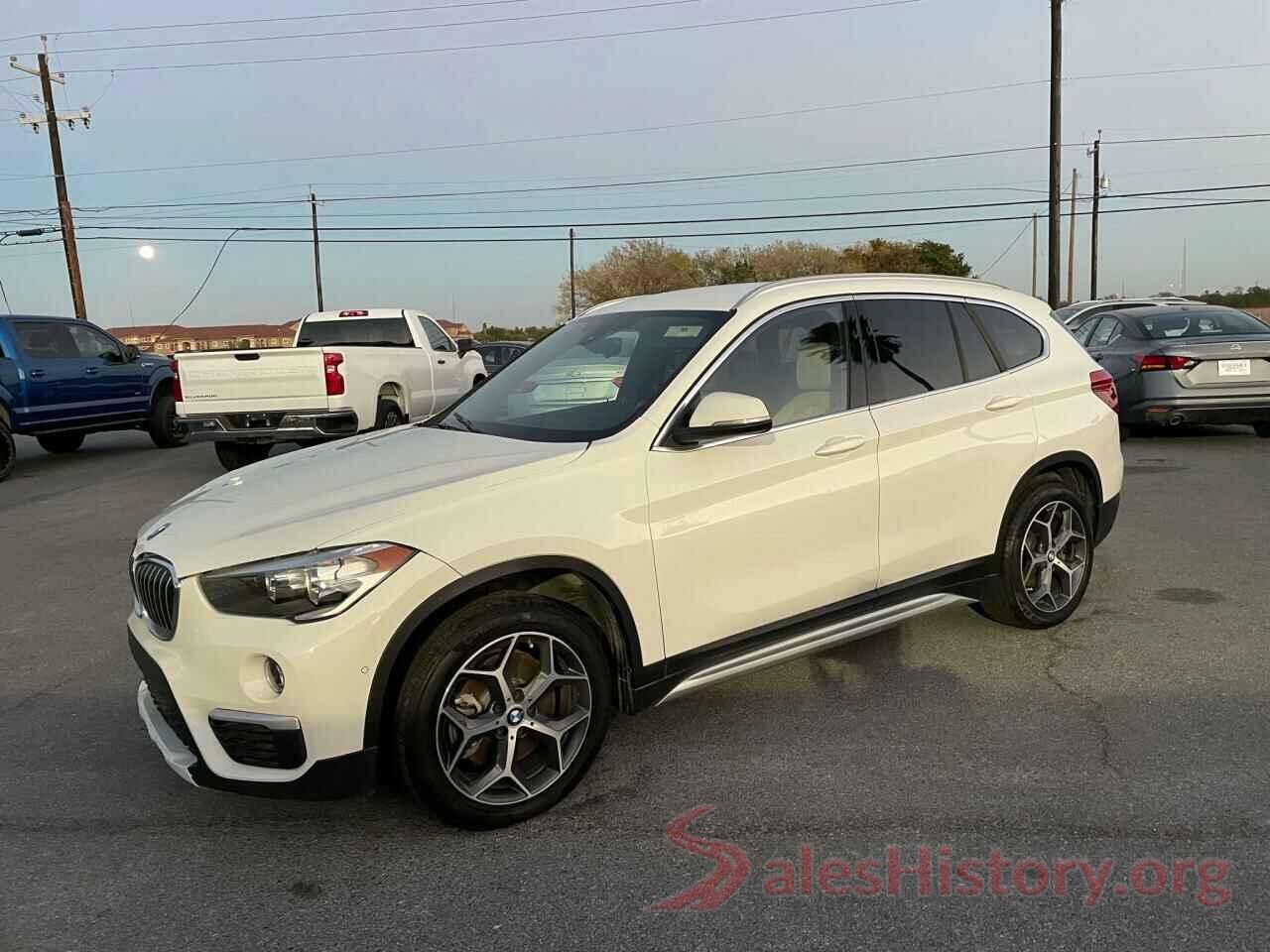 WBXHU7C59K5L11958 2019 BMW X1