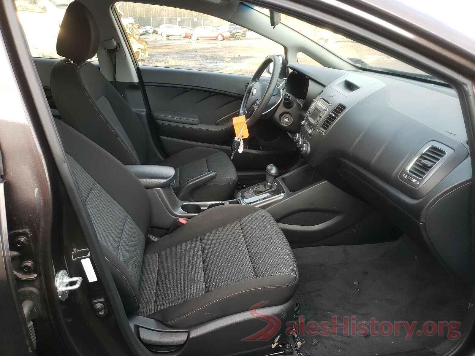 3KPFK4A71JE167001 2018 KIA FORTE