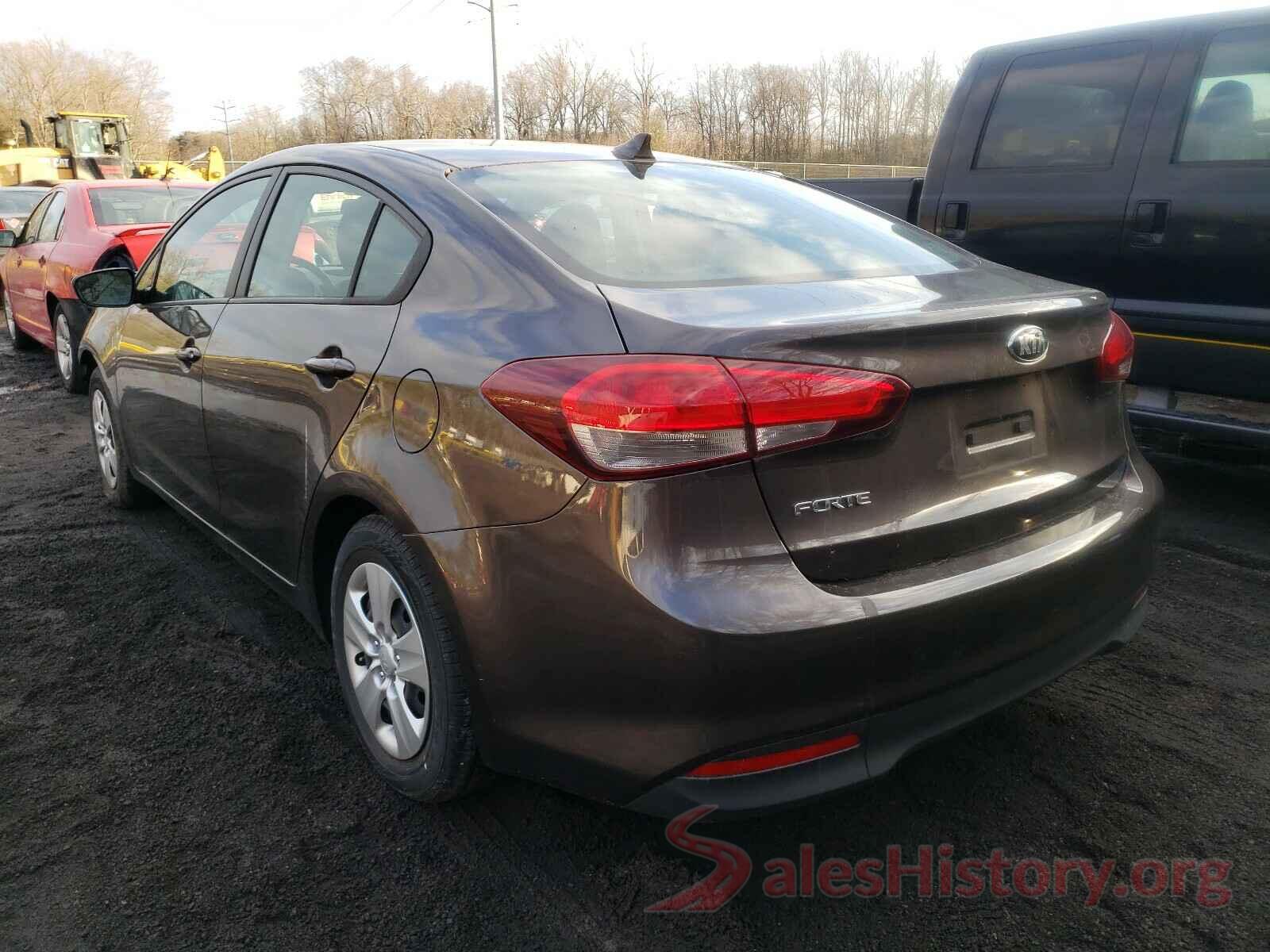 3KPFK4A71JE167001 2018 KIA FORTE