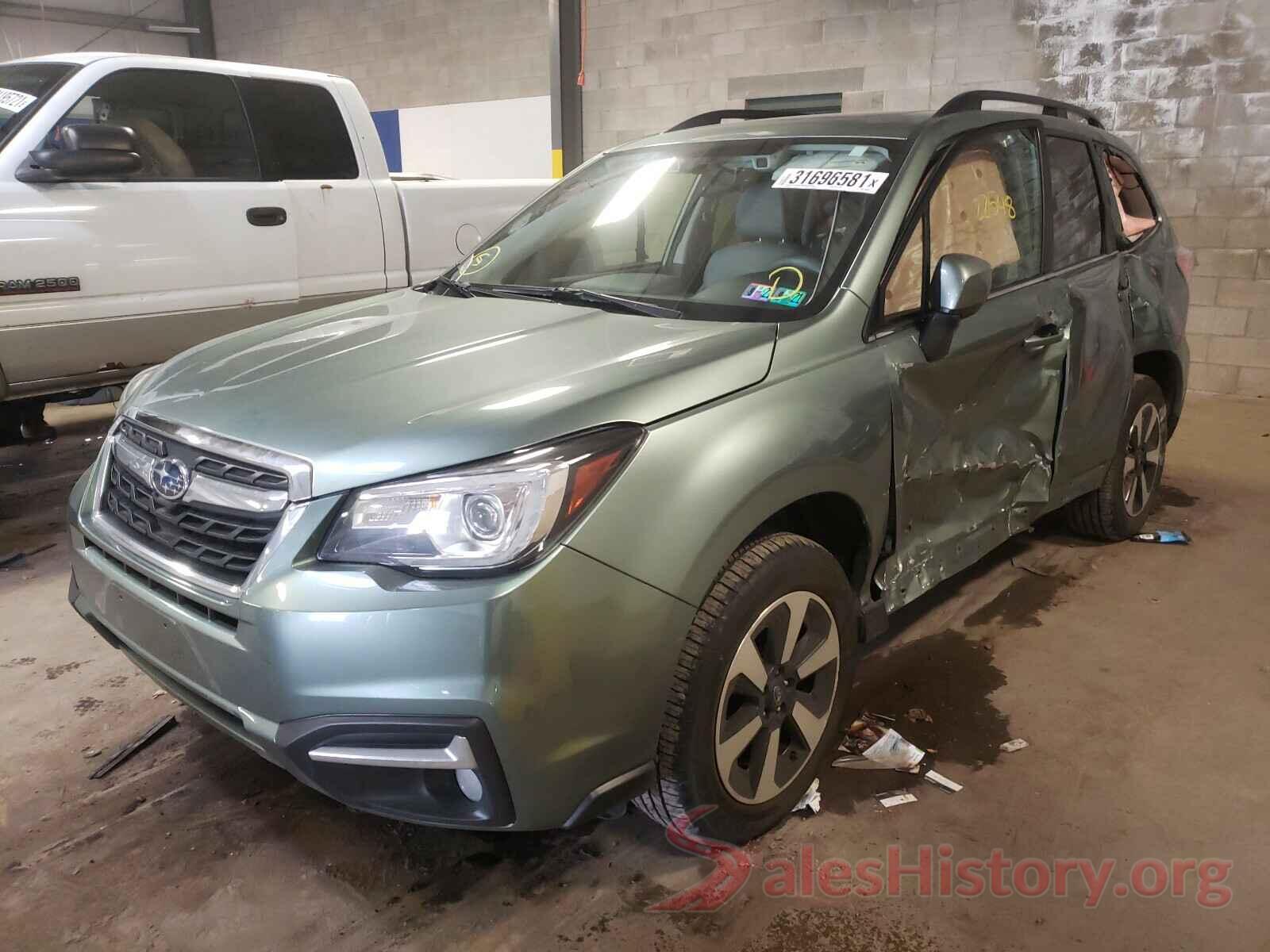 JF2SJARC0JH446338 2018 SUBARU FORESTER