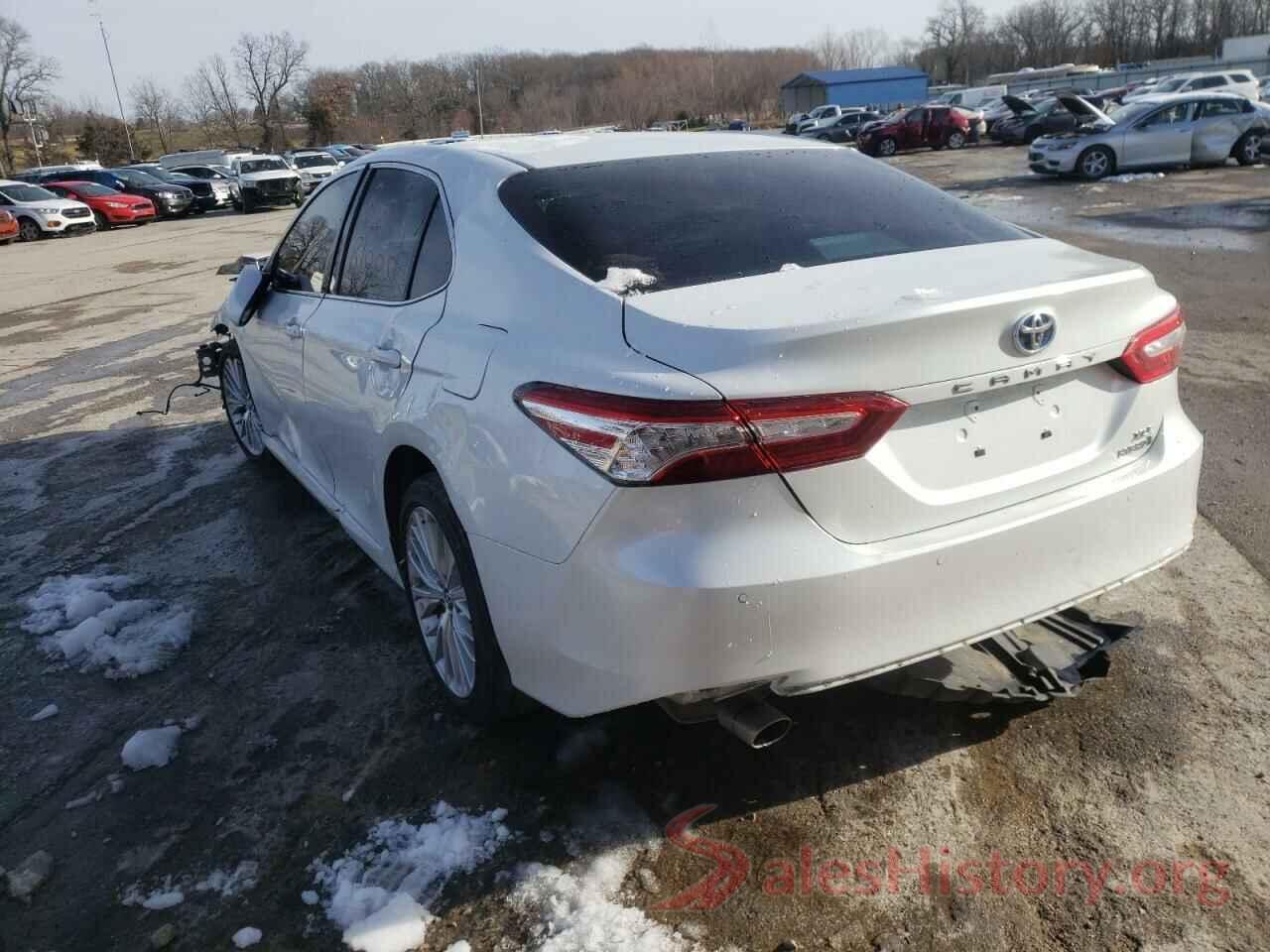 4T1B21HK3JU005858 2018 TOYOTA CAMRY