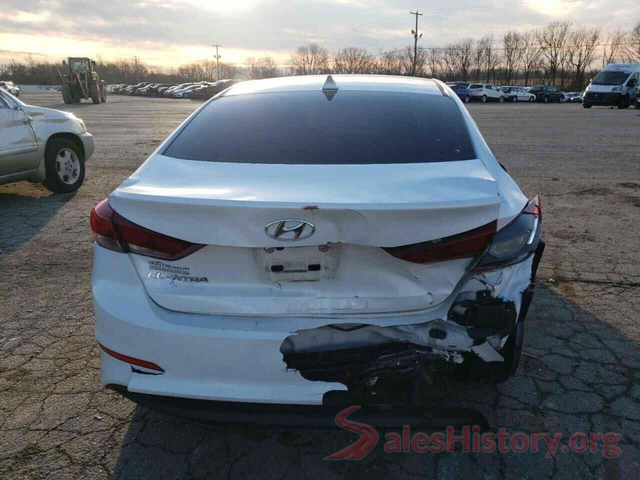 5NPD84LF3JH358330 2018 HYUNDAI ELANTRA