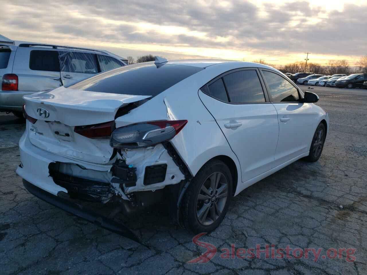 5NPD84LF3JH358330 2018 HYUNDAI ELANTRA