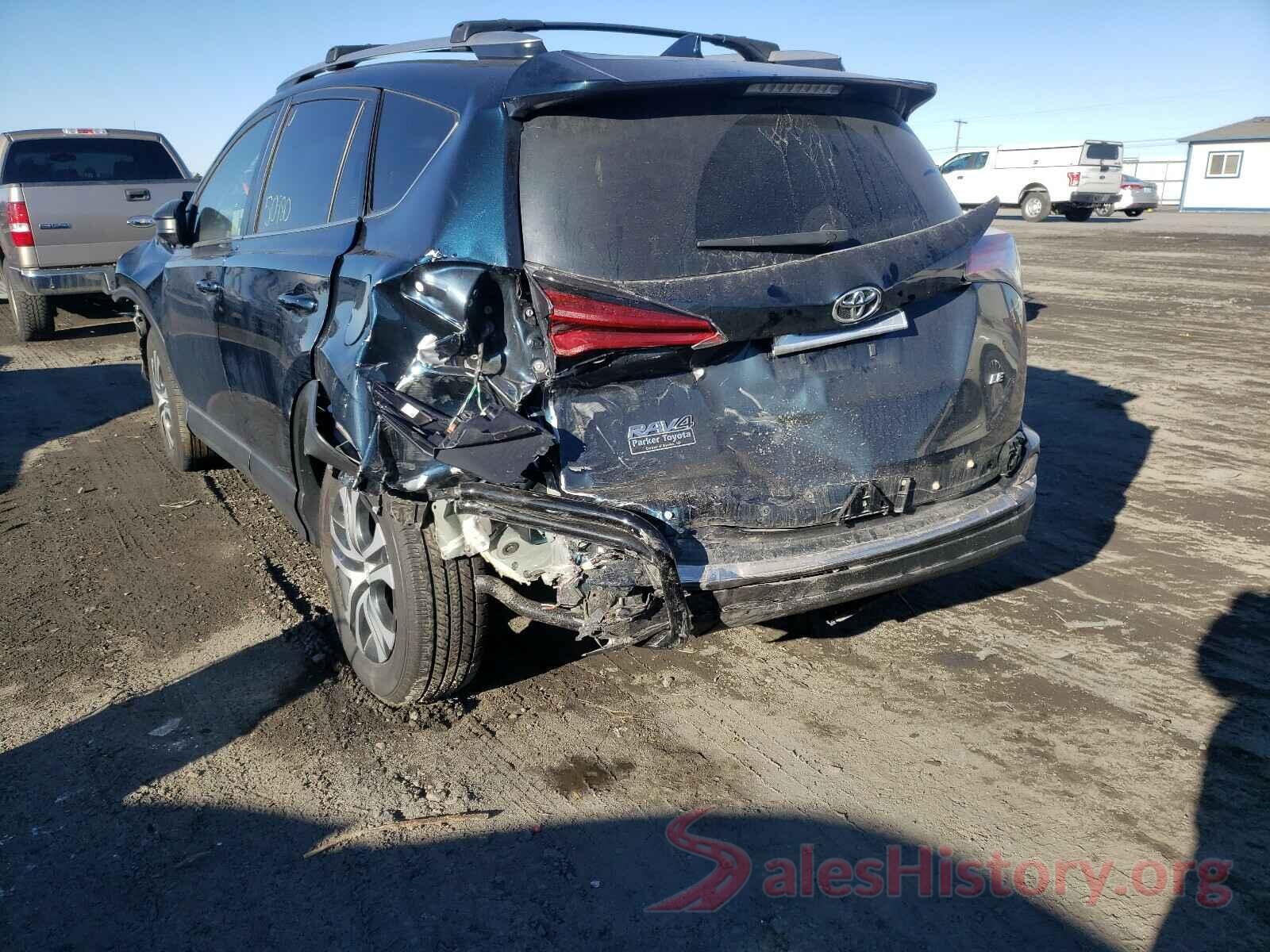 JTMZFREV3JJ175417 2018 TOYOTA RAV4